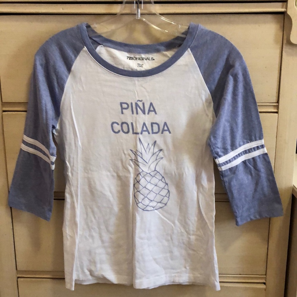 Cute pineapple shirt